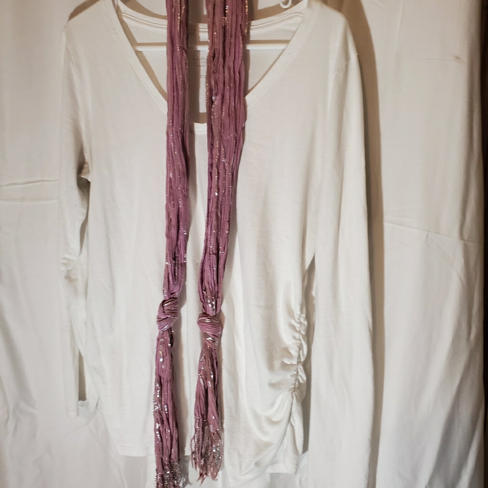 *MATERNITY*  White long sleeve T-shirt
